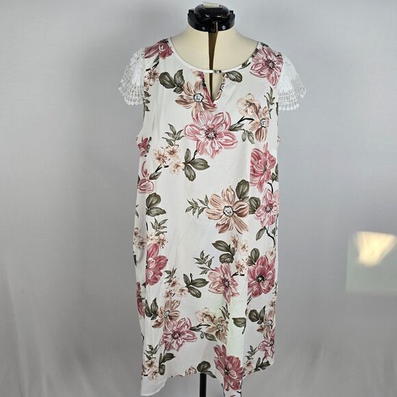 Bloomchic Dress Women 1X Lace Cap Sleeve Keyhole Neck Knee White Pink Floral NWT - Picture 1 of 10